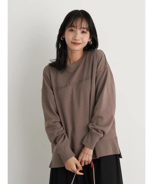 earth music&ecology（アースミュージックアンドエコロジー）の「グラフィックスウェット(ベーシック) ＊（Tシャツ/カットソー・レディース・チャコールグレー/ネイビー/アイボリー/モカ・FREE）」の18枚目の写真