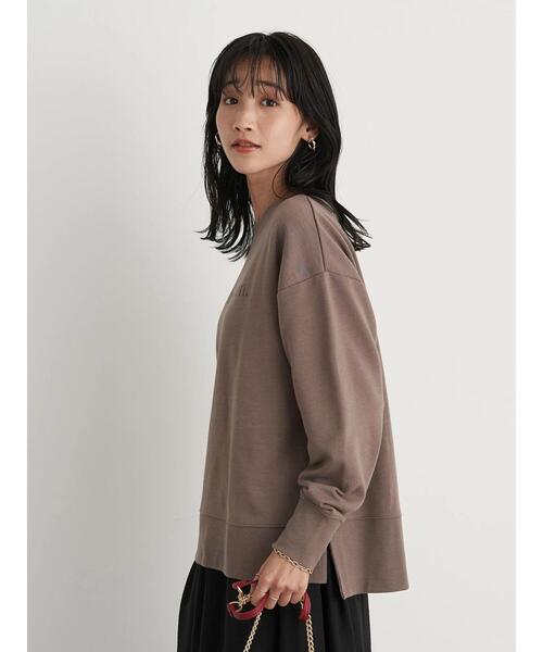 earth music&ecology（アースミュージックアンドエコロジー）の「グラフィックスウェット(ベーシック) ＊（Tシャツ/カットソー・レディース・チャコールグレー/ネイビー/アイボリー/モカ・FREE）」の19枚目の写真