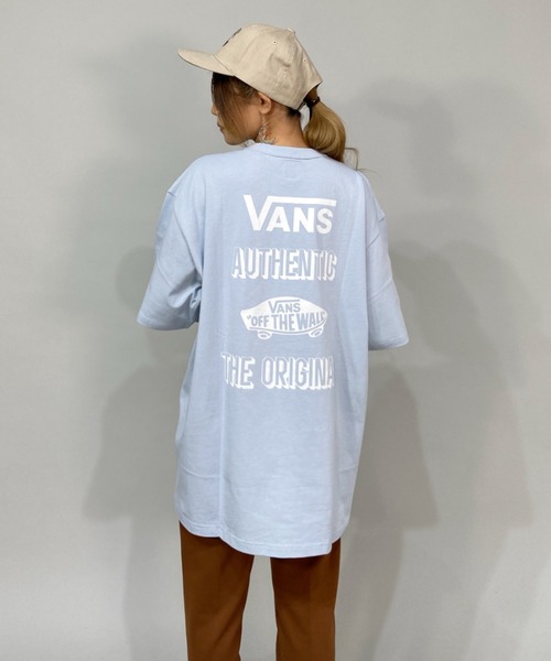 VANS（バンズ）の「【ムラサキスポーツ別注】VANS/バンズ  ビッグシルエット/オーバーサイズ/ バックプリント スケートロゴTシャツ  122H3010123（Tシャツ/カットソー・レディース・ブラック/ブルー/ホワイト・S/M）」の10枚目の写真