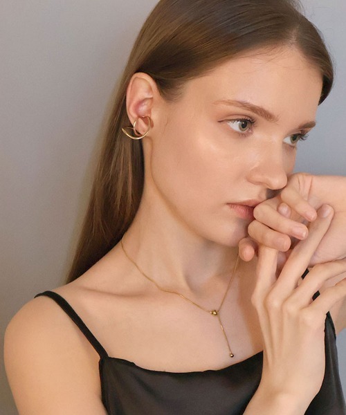 CEMONEMO（セモネモ）の「ダブル ツイスト イヤーカフ（イヤーカフ・レディース・シルバー/ゴールド・FREE）」の8枚目の写真