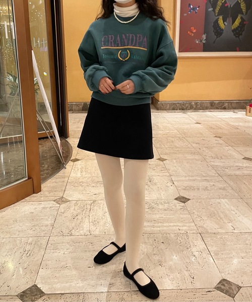 Didot.showroom(ディドット ショールーム)の「CRANDPA mtm / 前面クラシックロゴプリント短丈スウェットトレーナー(スウェット・レディース・オートミール/グリーン・FREE)」の10枚目の写真