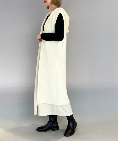 PICCIN(ピッチン)の「フード付畔編みロングジレ(ニット/セーター・レディース・オフホワイト/ブラック・M)」の16枚目の写真