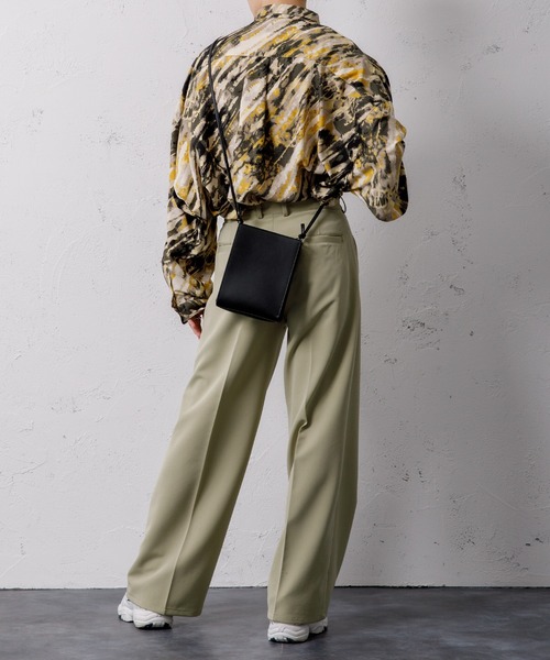 Adoon plain（アドーンプレーン）の「【Adoon plain】スクエアショルダーバッグ（ショルダーバッグ・メンズ・ホワイト/ブラック・FREE）」の9枚目の写真