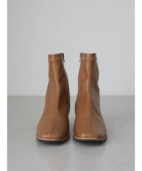 AMERICAN HOLIC（アメリカンホリック）の「チャンキーヒールストレッチショートブーツ（ブーツ・レディース・ブラック/アイボリー/キャメル・S/M/L）」の4枚目の写真