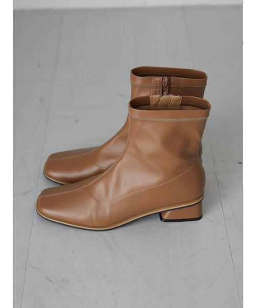 AMERICAN HOLIC（アメリカンホリック）の「チャンキーヒールストレッチショートブーツ（ブーツ・レディース・ブラック/アイボリー/キャメル・S/M/L）」の5枚目の写真