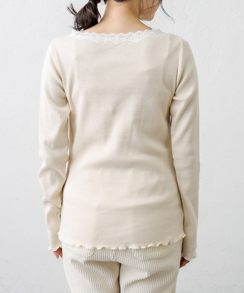 PUAL CE CIN（ピュアルセシン）の「襟レーステレコロングスリーブ（Tシャツ/カットソー・レディース・ブラック/ナチュラル・FREE）」の11枚目の写真