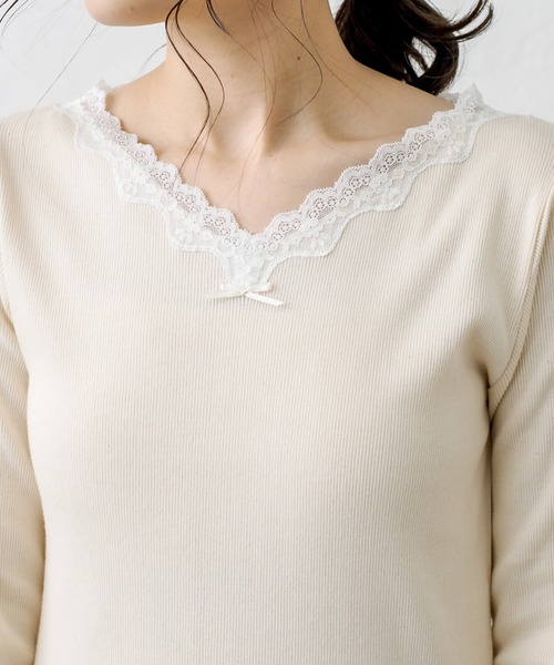 PUAL CE CIN（ピュアルセシン）の「襟レーステレコロングスリーブ（Tシャツ/カットソー・レディース・ブラック/ナチュラル・FREE）」の13枚目の写真