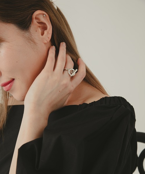 COLOR TOKYO ACCESSORIES(カラートウキョウアクセサリー)の「マンテルチェーンリング(リング・レディース・Silver/GOLD・FREE)」の5枚目の写真