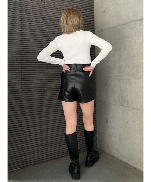 ENVYM(アンビー)の「ハートネックリブKNIT(ニット/セーター・レディース・ベージュ/ブラック/ホワイト・FREE)」の9枚目の写真