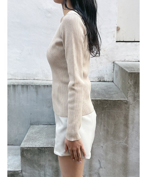 ENVYM(アンビー)の「ハートネックリブKNIT(ニット/セーター・レディース・ベージュ/ブラック/ホワイト・FREE)」の13枚目の写真