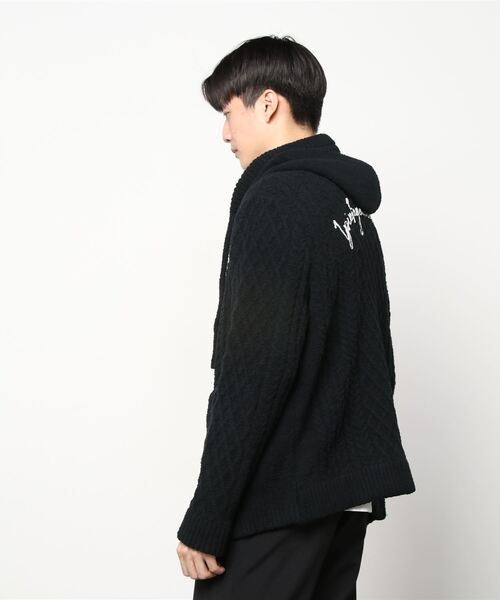 1PIU1UGUALE3 RELAX (ウノピゥウノウグァーレトレ リラックス)の「1PIU1UGUALE3 RELAX(ウノピゥウノウグァーレトレ)ケーブルニットパーカー(パーカー・メンズ・ブラック/ホワイト/ネイビー・S/L/M/XL)」の13枚目の写真