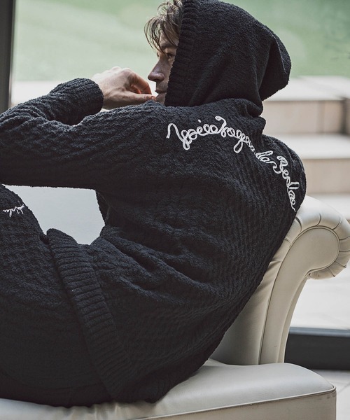 1PIU1UGUALE3 RELAX (ウノピゥウノウグァーレトレ リラックス)の「1PIU1UGUALE3 RELAX(ウノピゥウノウグァーレトレ)ケーブルニットパーカー(パーカー・メンズ・ブラック/ホワイト/ネイビー・S/L/M/XL)」の2枚目の写真