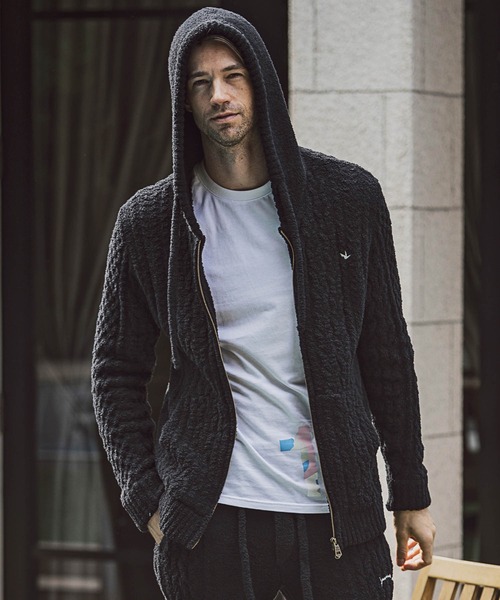 1PIU1UGUALE3 RELAX (ウノピゥウノウグァーレトレ リラックス)の「1PIU1UGUALE3 RELAX(ウノピゥウノウグァーレトレ)ケーブルニットパーカー(パーカー・メンズ・ブラック/ホワイト/ネイビー・S/L/M/XL)」の11枚目の写真