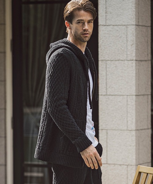 1PIU1UGUALE3 RELAX (ウノピゥウノウグァーレトレ リラックス)の「1PIU1UGUALE3 RELAX(ウノピゥウノウグァーレトレ)ケーブルニットパーカー(パーカー・メンズ・ブラック/ホワイト/ネイビー・S/L/M/XL)」の17枚目の写真