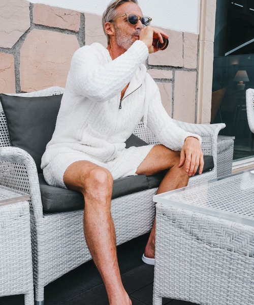 1PIU1UGUALE3 RELAX (ウノピゥウノウグァーレトレ リラックス)の「1PIU1UGUALE3 RELAX(ウノピゥウノウグァーレトレ)ケーブルニットパーカー(パーカー・メンズ・ブラック/ホワイト/ネイビー・S/L/M/XL)」の12枚目の写真