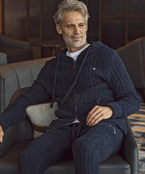 1PIU1UGUALE3 RELAX (ウノピゥウノウグァーレトレ リラックス)の「1PIU1UGUALE3 RELAX(ウノピゥウノウグァーレトレ)ケーブルニットパーカー(パーカー・メンズ・ブラック/ホワイト/ネイビー・S/L/M/XL)」の21枚目の写真