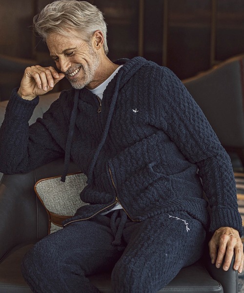 1PIU1UGUALE3 RELAX (ウノピゥウノウグァーレトレ リラックス)の「1PIU1UGUALE3 RELAX(ウノピゥウノウグァーレトレ)ケーブルニットパーカー(パーカー・メンズ・ブラック/ホワイト/ネイビー・S/L/M/XL)」の6枚目の写真