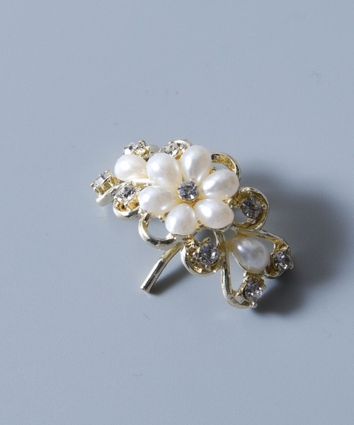 CALIFORNIA OUTFITTERS(カリフォルニア アウトフィッターズ)の「【LULKA(ルールカ)】パールポニーフック(その他ヘアアクセサリー・レディース・ホワイト系その他/ホワイト系その他2/ホワイト系その他4/ホワイト系その他3・ONE SIZE)」の4枚目の写真