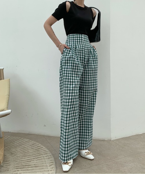 Diosfront（ディオスフロント）の「ハイウエストギンガムチェックセミワイドパンツ（その他パンツ・レディース・ブラック/ブラウン/グリーン・M/L/S）」の21枚目の写真