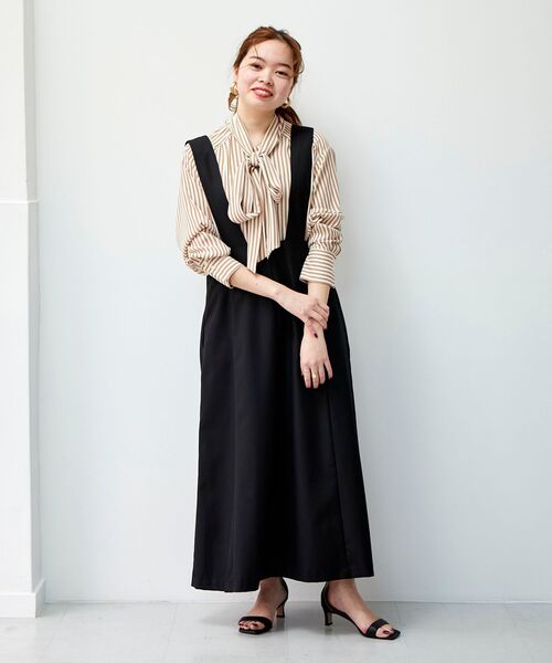 le.coeur blanc（ルクールブラン）の「セミフレア2wayジャンパースカート（ジャンパースカート・レディース・ブラック/グレー・38/36）」の4枚目の写真