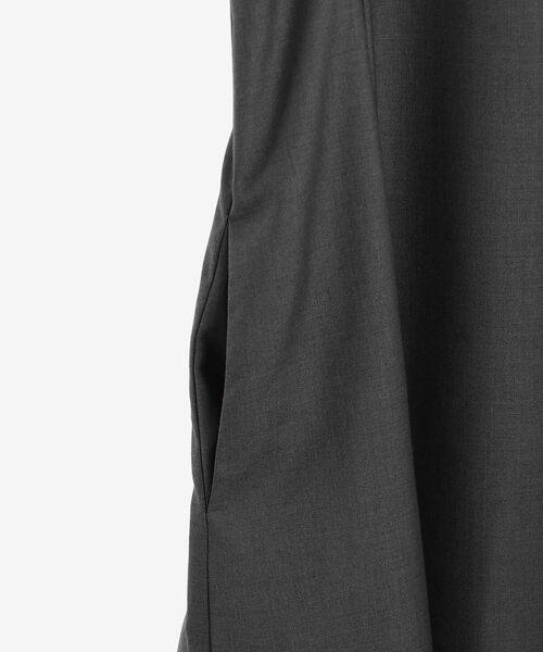 le.coeur blanc（ルクールブラン）の「セミフレア2wayジャンパースカート（ジャンパースカート・レディース・ブラック/グレー・38/36）」の12枚目の写真