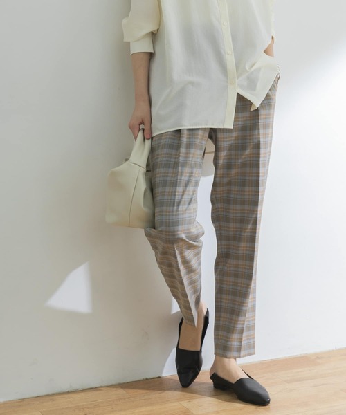 URBAN RESEARCH（アーバンリサーチ）の「ドロストテーパードパンツ（その他パンツ・レディース・チャコールグレー/グリーン系その他/チェック・38/36/34）」の7枚目の写真
