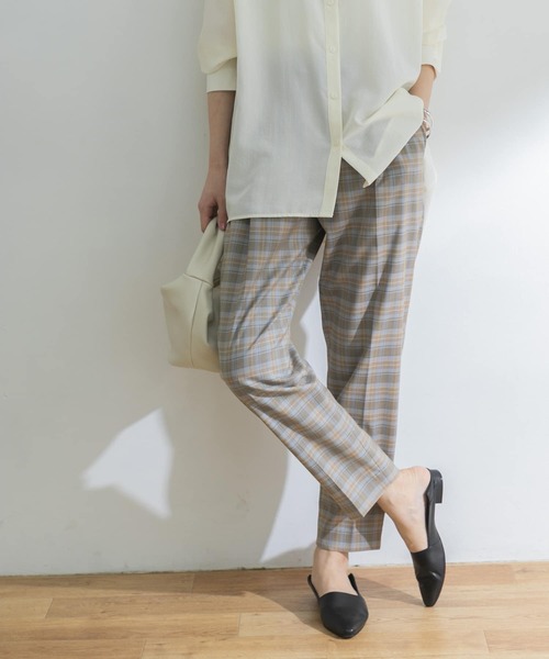 URBAN RESEARCH（アーバンリサーチ）の「ドロストテーパードパンツ（その他パンツ・レディース・チャコールグレー/グリーン系その他/チェック・38/36/34）」の8枚目の写真