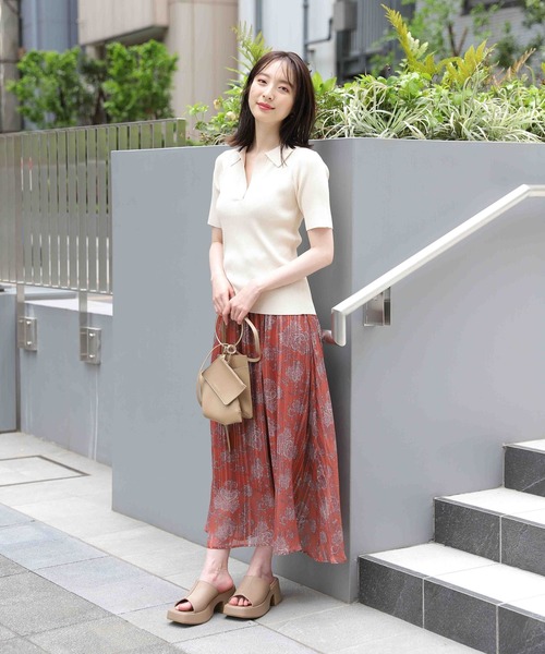 Andemiu（アンデミュウ）の「リブスキッパーニット279658（ニット/セーター・レディース・ホワイト/ブラック/オレンジ/ブルー・FREE）」の5枚目の写真