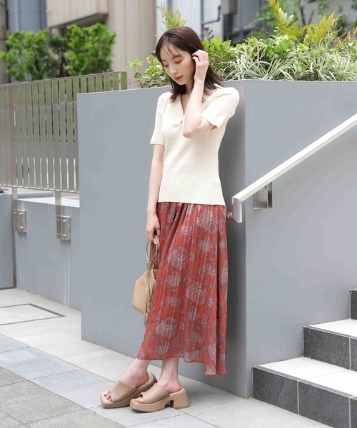 Andemiu（アンデミュウ）の「リブスキッパーニット279658（ニット/セーター・レディース・ホワイト/ブラック/オレンジ/ブルー・FREE）」の6枚目の写真