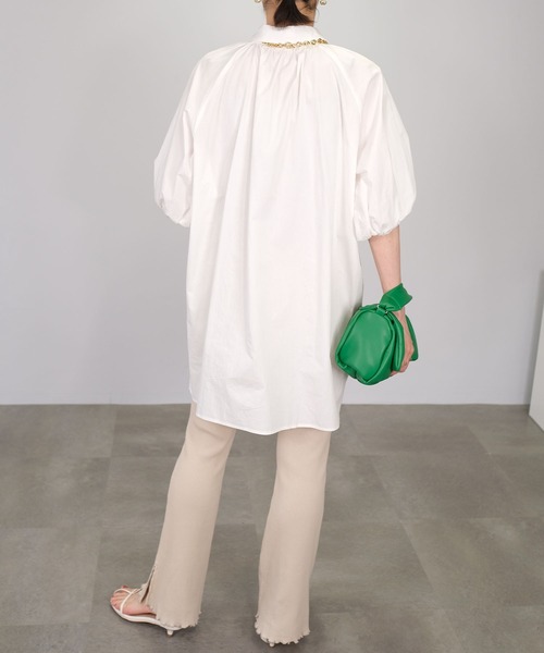 ANDJ(アンドジェイ)の「ボリュームスリーブチュニックブラウス(シャツ/ブラウス・レディース・ブラック/ホワイト/ライトブルー・M)」の4枚目の写真