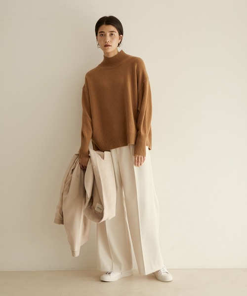 SALON adam et rope'（サロン アダム エ ロペ）の「【手洗い可能】タスマニアウールハイネックニットプルオーバー（ニット/セーター・レディース・オフホワイト/キャメル/ブルー系その他4・FREE）」の20枚目の写真