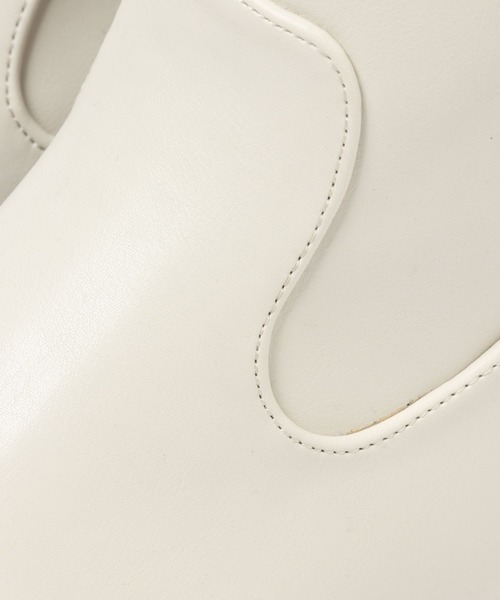 repipi armario（レピピ アルマリオ）の「バックZIPブーツ（ブーツ・キッズ・ホワイト/ブラック・MEDIUM/LARGE）」の22枚目の写真