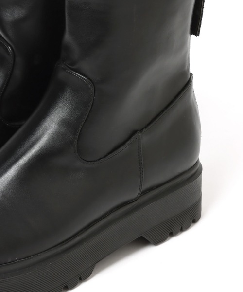 repipi armario（レピピ アルマリオ）の「バックZIPブーツ（ブーツ・キッズ・ホワイト/ブラック・MEDIUM/LARGE）」の15枚目の写真