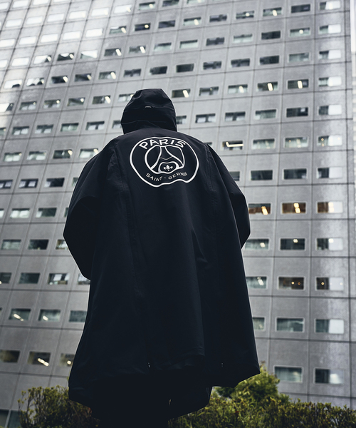 セール】【Paris Saint-Germain × KiU】別注 RAIN JACKET - MIGHTY