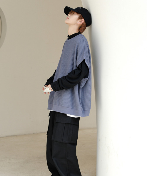 neos（ネオス）の「【neos -addictive design-】ビッグシルエット クルーネック ワッフル ベスト（ベスト・メンズ・ブルー/グリーン/ブラック/イエロー/チャコールグレー/アイボリー・LARGE/MEDIUM）」の19枚目の写真