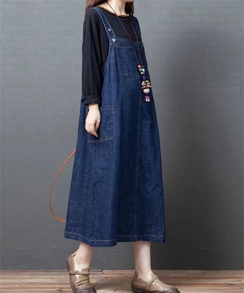 FREE STYLISTS(フリー スタイリスト)の「配色ステッチジャンパースカート(ジャンパースカート・レディース・ブラック/ブルー・M/L/XL)」の11枚目の写真