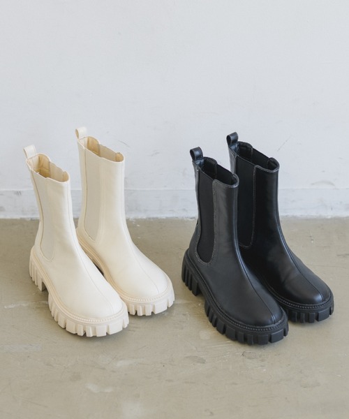 idem（イデム）の「platform side gore boots/プラットフォーム厚底サイドゴアブーツ（ブーツ・レディース・アイボリー/ブラック・SMALL/MEDIUM/LARGE）」の19枚目の写真