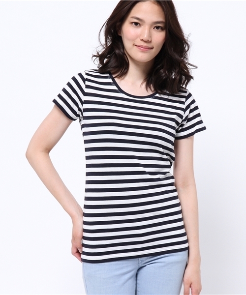 N.(N. Natural Beauty Basic)(エヌエヌナチュラルビューティーベーシック)の「ベーシックTシャツ(Tシャツ/カットソー・レディース・ブラック/ブラック系その他/グレー/ホワイト/ダークネイビー・MEDIUM)」の5枚目の写真