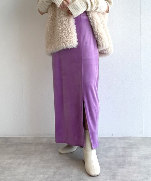 w closet（ダブルクローゼット）の「ベロアスリットロングスカート