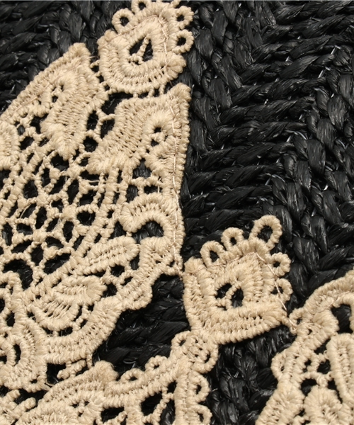 ROSE BUD(ローズバッド)の「(LL ACCESSORIES)B1681A LACE FLAP CLUTCH BAG(クラッチバッグ・レディース・ブラック/クリーム・ONE SIZE)」の6枚目の写真
