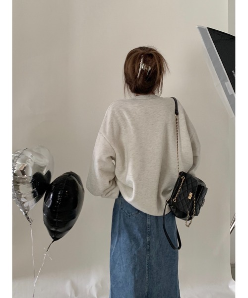 DEVICE（デバイス）の「韓国風ビッグシルエット カレッジロゴ フーディー スウェット トレーナー（スウェット・レディース・グレー/ブラック/ブルー・FREE）」の22枚目の写真