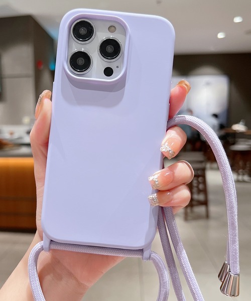 TeddyShop（テディショップ）の「【iPhone14 Pro用】推し色マットカラーネックストラップ付ケース（スマホケース/カバー・レディース・ブラック/ブラウン/ピンク/グリーン/パープル・ONE SIZE）」の4枚目の写真