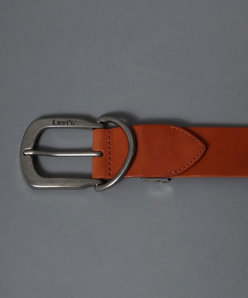 Levi's(リーバイス)の「【Levi's】変形帆型バックル 40mm レザーベルト(ベルト・メンズ・ダークブラウン/ブラウン/ブラック・FREE)」の4枚目の写真