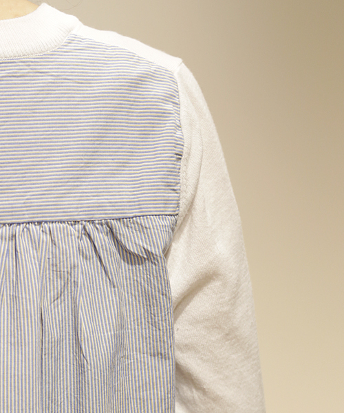 And A（アンドエー）の「コンビSHニット*（ニット/セーター・レディース・ホワイト/ライトグレー/ネイビー・FREE）」の7枚目の写真