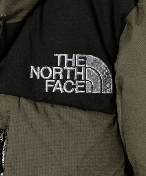 THE NORTH FACE（ザノースフェイス）の「THE NORTH FACE / Baltro Light Jacket（ダウンジャケット/コート・レディース・ブラック/オリーブ・XX-SMALL/X-SMALL）」の3枚目の写真