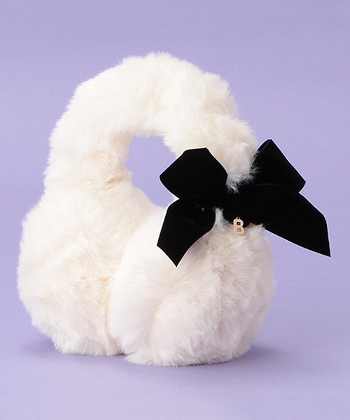 by LOVEiT（バイラビット）の「リボンつきイヤーマフ（イヤーマフ・キッズ・ブラック/オフホワイト/ピンク・FREE）」の2枚目の写真