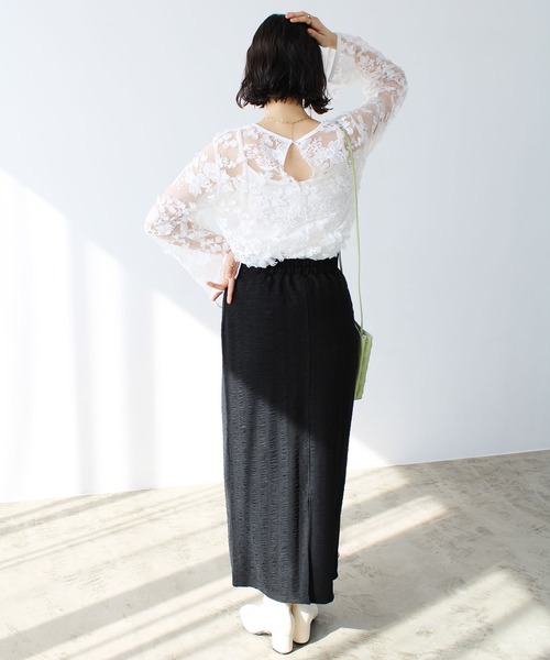 GeeRA(ジーラ)の「3Dレースブラウス(シャツ/ブラウス・レディース・ブルー/オフホワイト・LARGE/MEDIUM)」の6枚目の写真