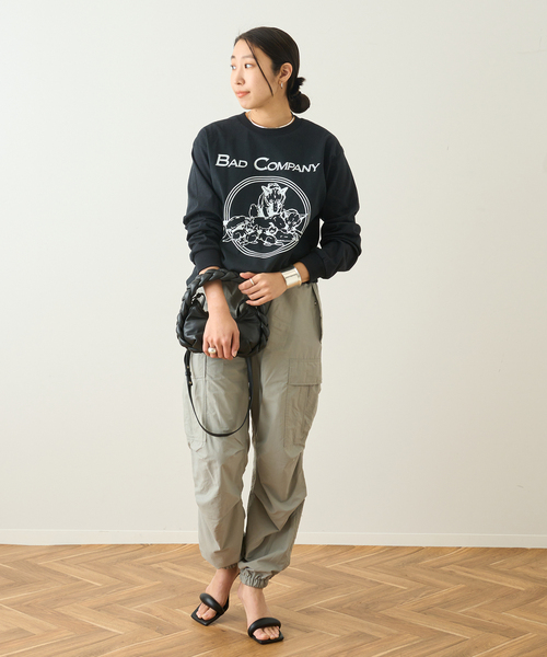 JOURNAL STANDARD SELECT(ジャーナルスタンダードセレクト)の「【BLUESCENTRIC】LONG SLEEVE T BAD CO RUN WI:カットソー(Tシャツ/カットソー・レディース・ブラック・MEDIUM)」の2枚目の写真