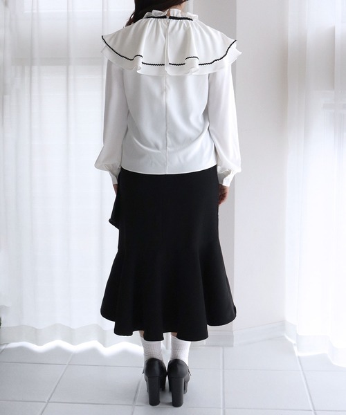 TITTY&CO.（ティティーアンドコー）の「【TITTY&CO.】ビッグカラーフリルブラウス（シャツ/ブラウス・レディース・ホワイト/マルチ・FREE）」の7枚目の写真