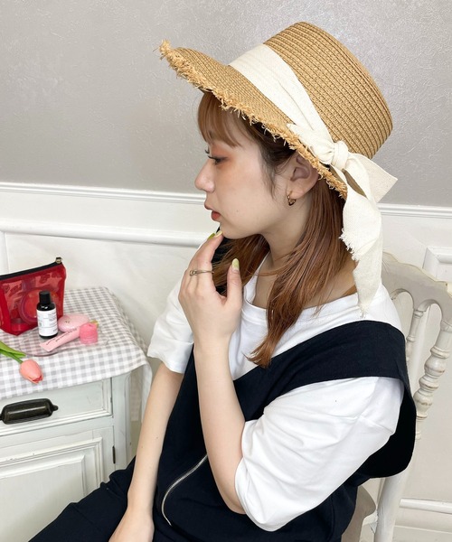 EPICKS（エピックス）の「つば広フリンジストローハット　麦わら帽子（ハット・レディース・ホワイト/ブラック・F）」の15枚目の写真